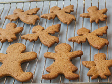 Biscoitinhos de gengibre de Natal em versão saudável e tão delicioso que já estou fazendo em novembro