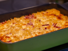 Macarrão de forno cremoso com calabresa, a receita da minha mãe é imbatível, sempre fica boa