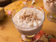 Como fazer canjica na panela de pressão: aprenda no TudoGostoso a receita completa e como deixá-la cremosa