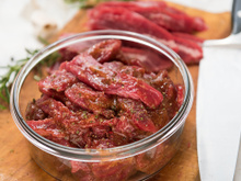 Aprenda 5 truques para marinar a carne em casa como um chef: isso vai deixá-la macia e mais saborosa