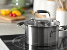 Panelas com tampa de vidro: design e funcionalidade na cozinha