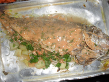 Corvina recheada com camarão no forno