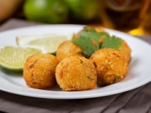 Bolinho de peixe ao liquidificador