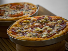 Lanche rápido com essa massa de pizza fácil e deliciosa que todo mundo vai querer