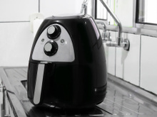 Cuidado! Sua airfryer pode estragar se você fizer esse tipo de receita