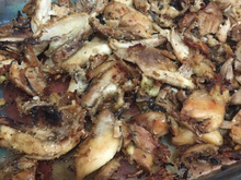 Frango no forno com creme de cebola