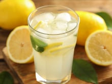 Esqueça a receita tradicional: esta pequena mudança transformará completamente a sua limonada