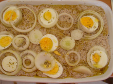 Torta portuguesa com salsichas