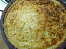 Quiche de provolone e peito de peru