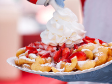 Funnel cake: a receita superfamosa dos parques da Disney agora pode ser feita aí na sua cozinha
