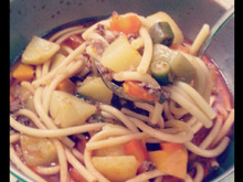 Sopa de carne e egumes