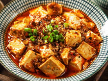 Mapo tofu: receita chinesa com tofu, carne moída e molho apimentado