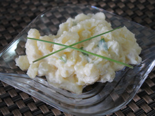 Salada de maionese com ovos de codorna do Marcelo