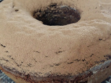 Bolo de chocolate com castanhas