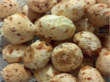 Pão de queijo mineiro