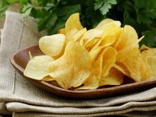 Como fazer batata chips no forno: confira no TudoGostoso