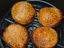 Hambúrguer na air fryer