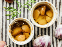 Nem todo mundo sabe, mas o truque de misturar alho com azeite pode mudar o preparo das receitas