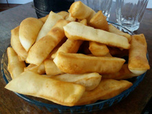 Massinha de pão frita
