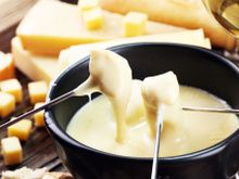 Queijos para fondue: descubra quais são os melhores