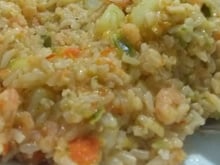Risoto de arroz integral com camarão