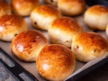 Não precisa mais ir na padaria todo dia: essa receita de frigideira com 3 ingredientes é mais barata, saudável e fica pronta em 5 minutos