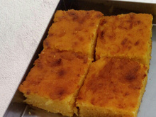 Bolo de fubá com coco