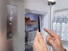 Essa geladeira da Samsung é tão inteligente que até  avisa quando algo está acabando — e está com 35% OFF