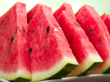 Perguntei a três agricultores como escolher a melancia mais doce, e todos concordaram com a melhor maneira