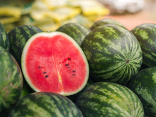 Benefícios de comer melancia todos os dias: o que acontece com o seu corpo quando você ingere a fruta com frequência