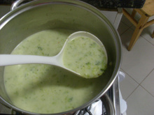 Sopa de brócolis e couve-flor