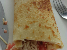 Panqueca simples de batata e mortadela