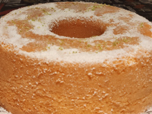 Bolo fofinho de limão