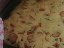Torta de liquidificador com recheio de salsicha