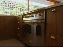 A cozinha com fogão de R$50 mil que viralizou e agora todo mundo quer igual