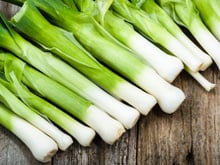 Benefícios do alho-poró para a saúde: confira