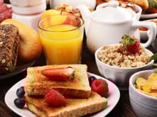 7 melhores alimentos para o café da manhã, segundo médico especialista