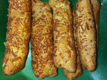 Cigarrete de presunto e queijo