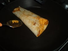 Wrap de frango e cheddar