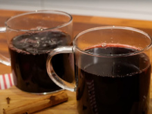 Essa é a minha receita de vinho quente favorita: o segredo para ficar bem saboroso é simples