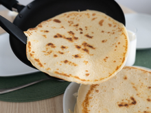 Dois minutos, dois ingredientes: aprenda a fazer panquecas sem farinha de um jeito ainda mais fácil e saboroso