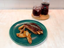 Costelinha com barbecue e batatas rústicas