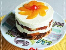 Bolo de leite em pó e pêssegos