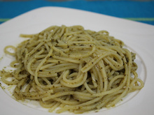 Espaguete ao pesto