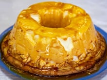 Eu já escolhi a sobremesa que vou fazer para o meu pai neste Dia do Pais: receita de pudim de claras tradicional tamanho família!