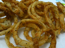 Petiscos tipo Cebolitos