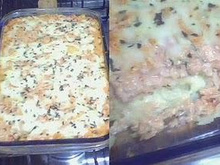 Bolinha de queijo com molho de frango