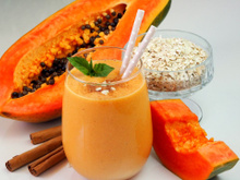 Os incríveis benefícios da vitamina de mamão com aveia: a bebida gostosa e cheia de fibras que fortalece sua saúde