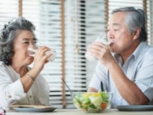 6 cardápios de café da manhã saudáveis ​​recomendados para maiores de 50 anos