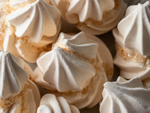 Suspiro caseiro sequinho e sem murchar: veja como fazer